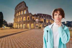 Strada di Roma verso il Colosseo